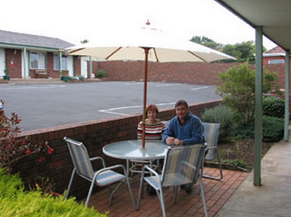 Raglan Motor Inn Motel in Warrnambool