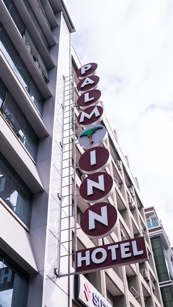 Palm City Hotel in Izmir