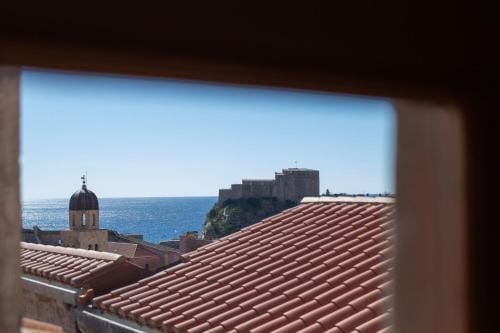 Old Town Olive luxury room for 3 Hotel in Dubrovnik