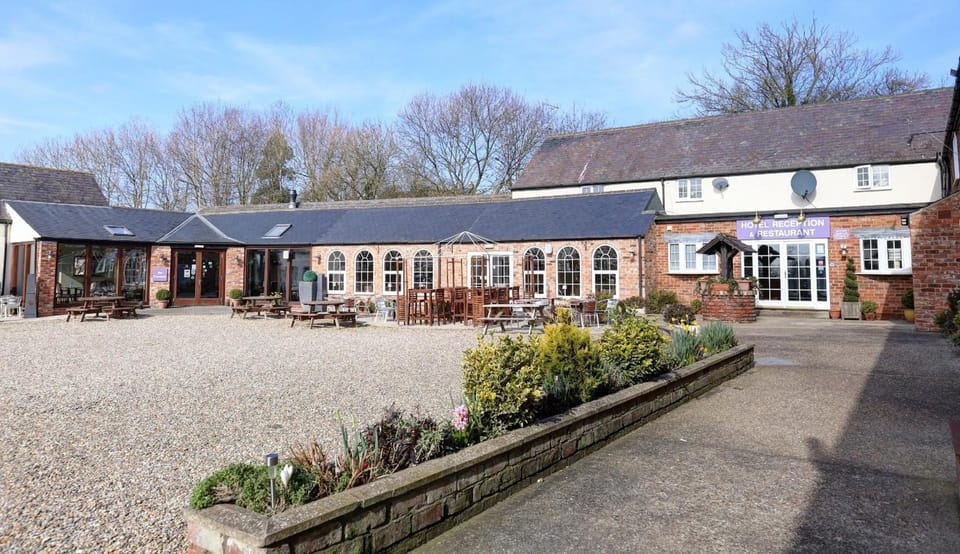 Manor Court Hotel Hotel in England