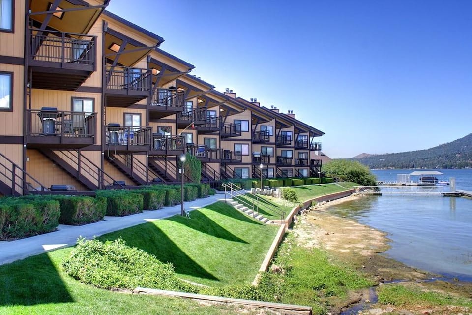 Hotel Marina Riviera Hotel in Big Bear