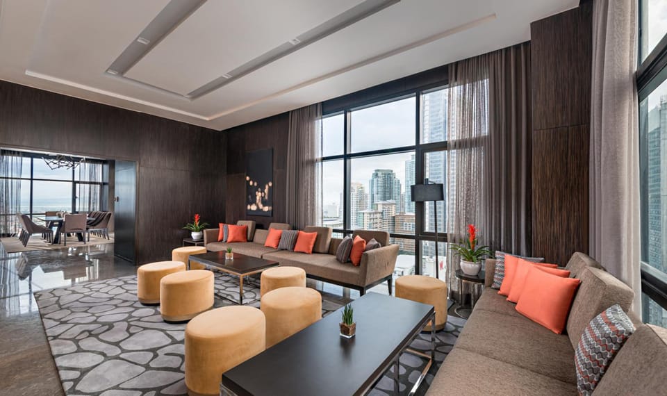 Bar/lounge