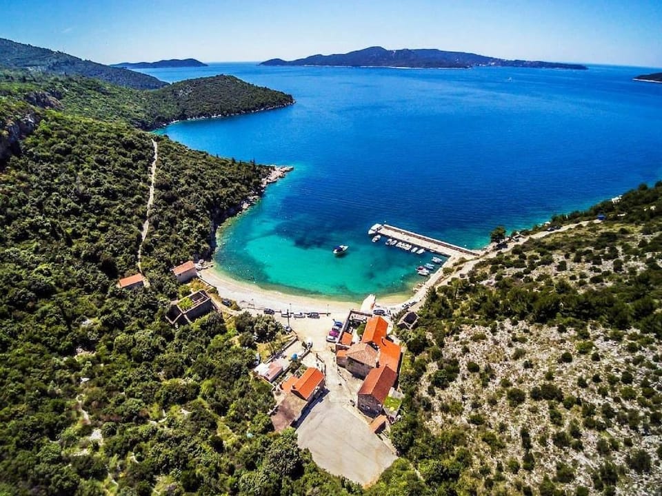 Apartments Lina Hotel in Dubrovnik-Neretva County