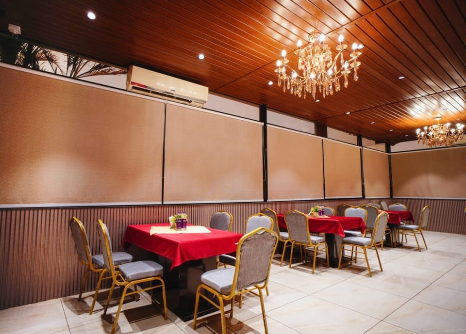 Hotel Hari's Court Hotel in New Delhi