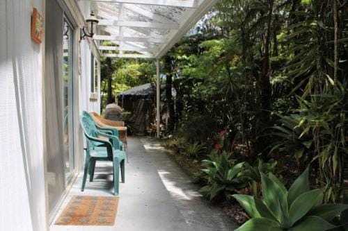 Country Goose Hotel in Volcano