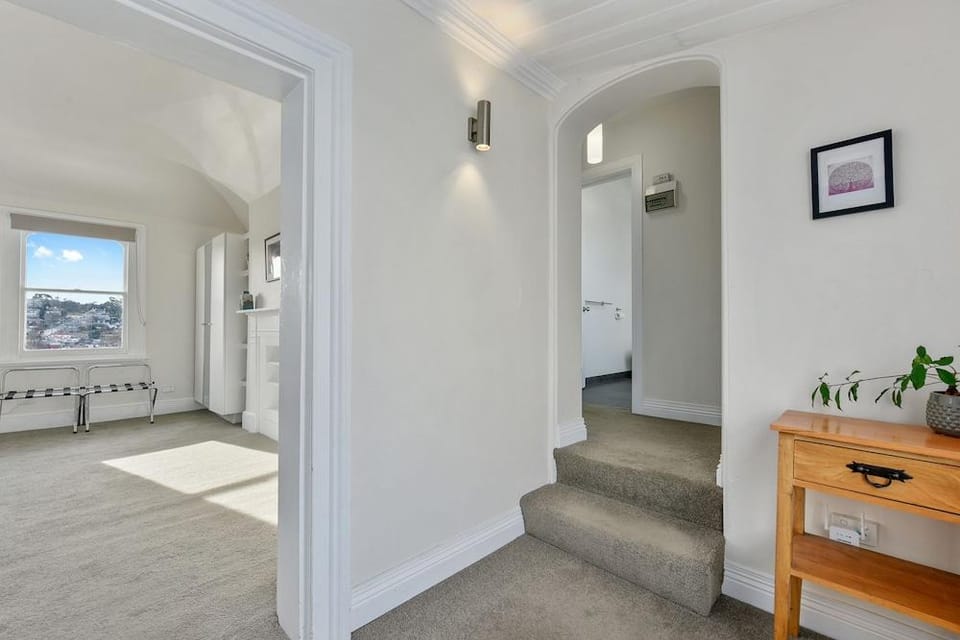 Trinity Hill Apartments Hotel in Hobart