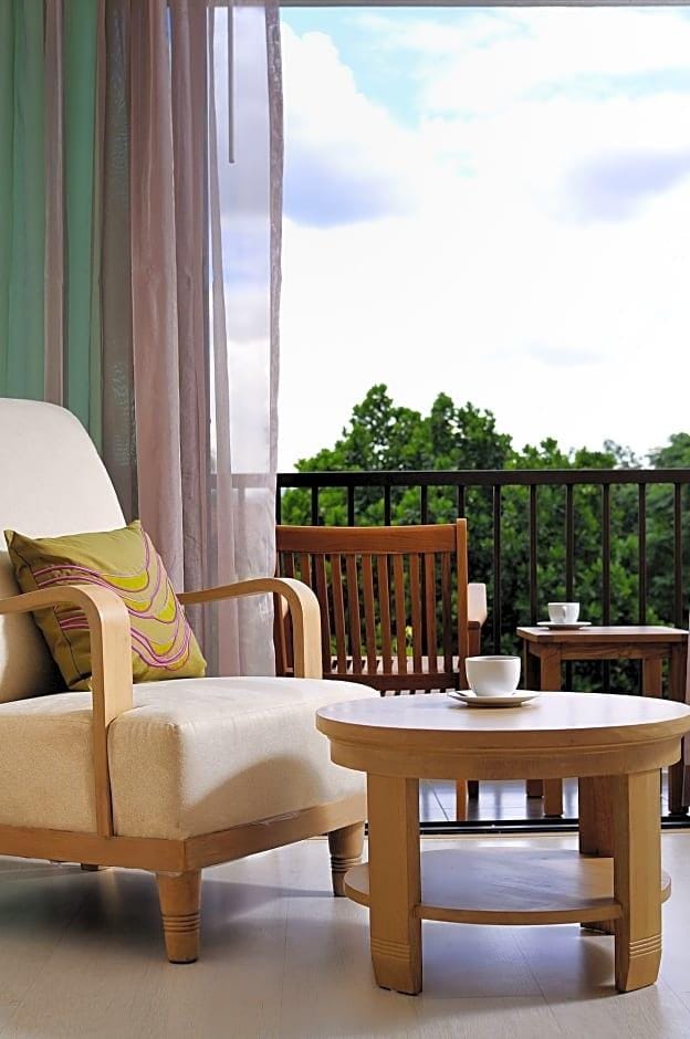 Navalai River Resort Hotel in Bangkok