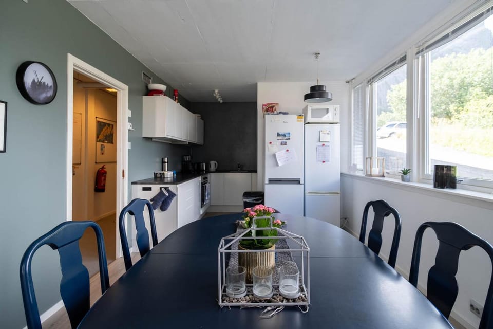 Reine Basecamp - Apartments & Rooms Hostel in Lofoten