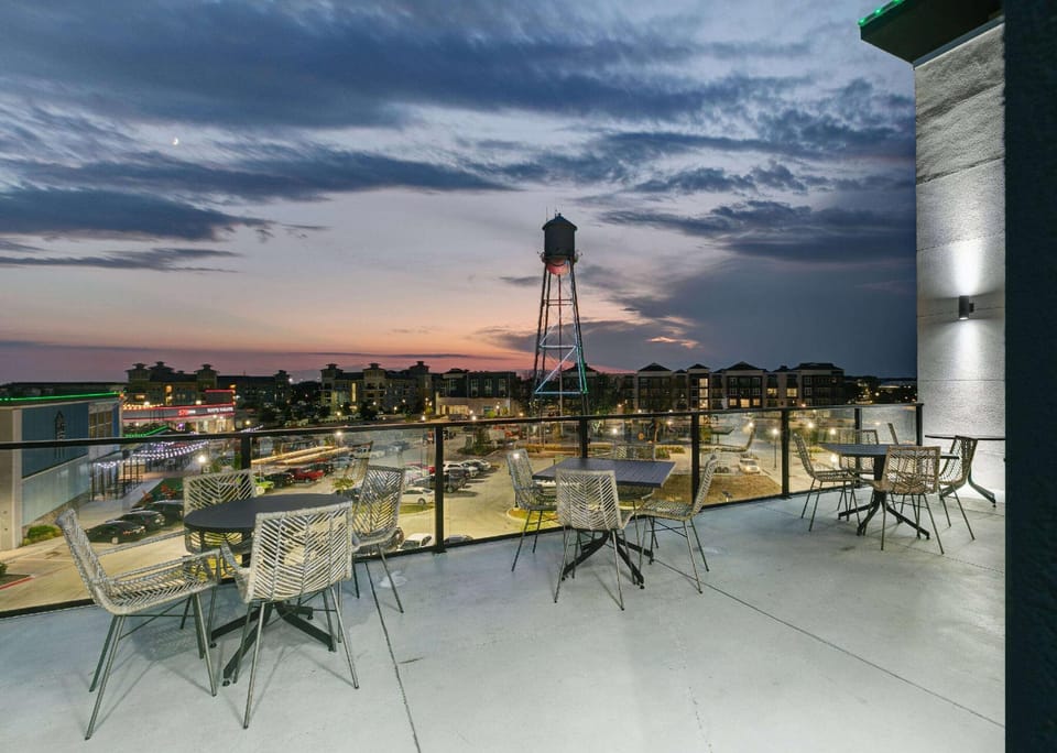 The Elm, a Ramada by Wyndham Hotel in Little Elm