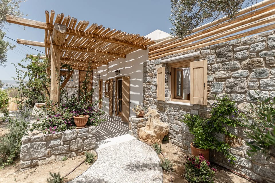 Naxian Serenity Suites  Hotel in Naxos, Naxos and Lesser Cyclades, Greece