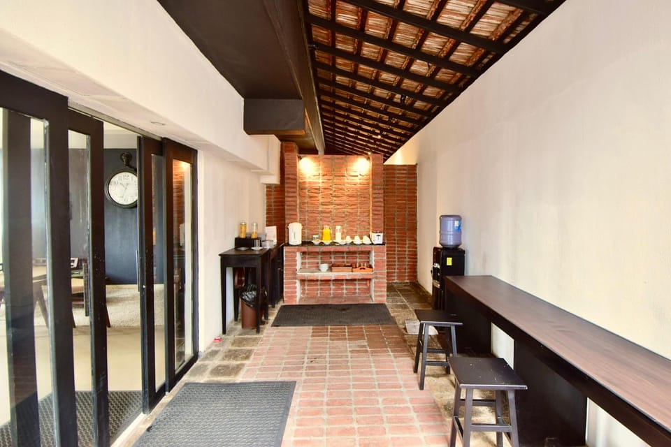 Clock Inn Colombo Hostel in Colombo