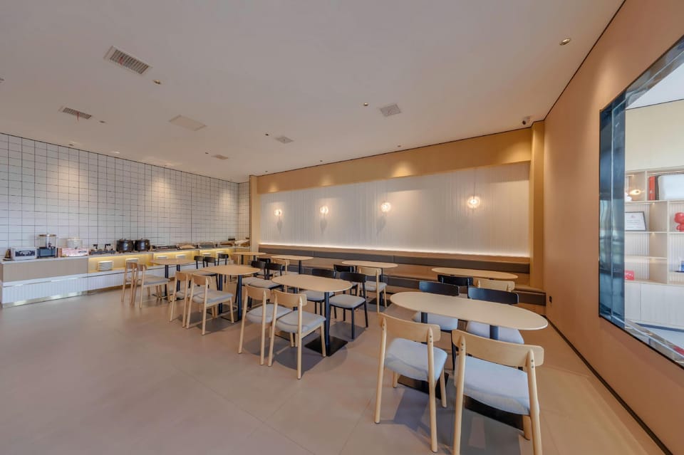 Thank Hotel Plus Linyi Jiaxing Fruit Market Hotel in Jiangsu