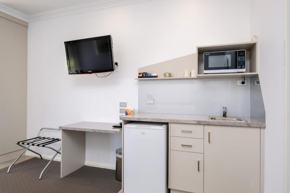 Commercial Golf Resort Motel in Albury