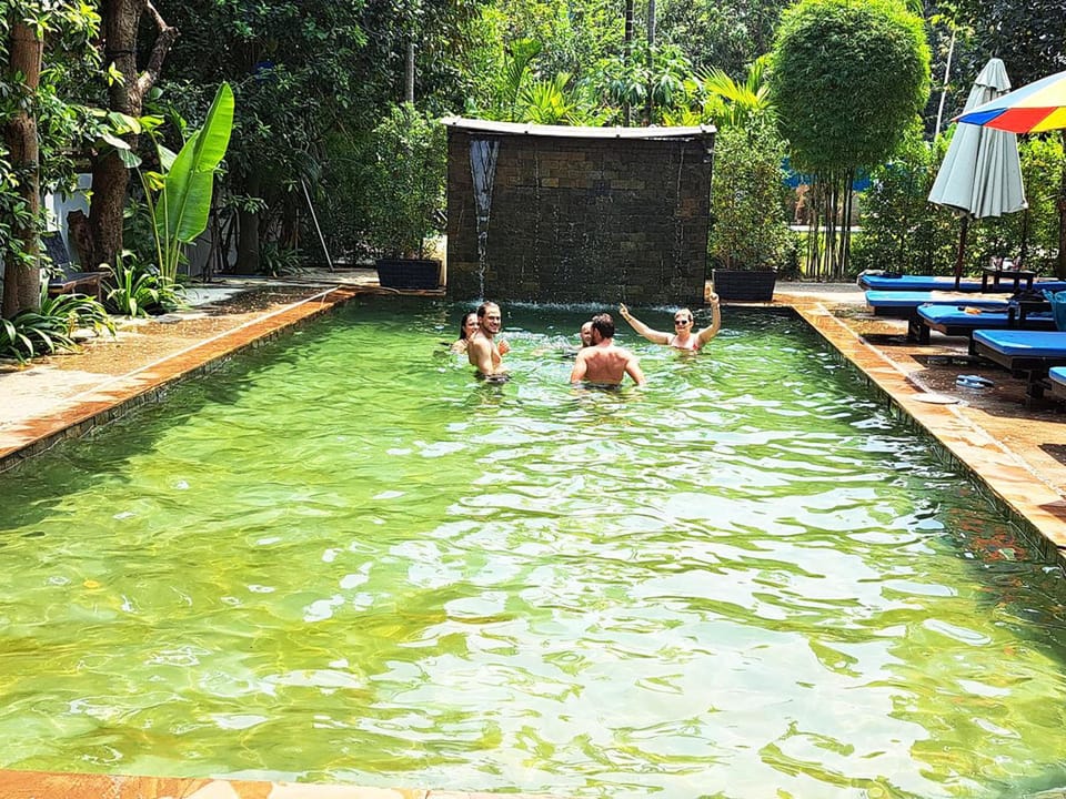 Swimming pool