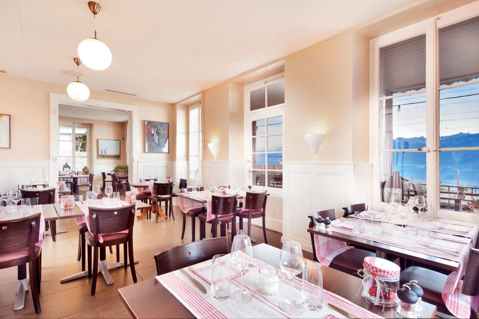 Auberge de la Gare Inn in Canton of Vaud