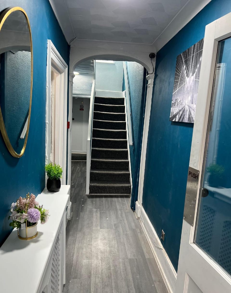 Avalon Guest house Hotel in Brighton