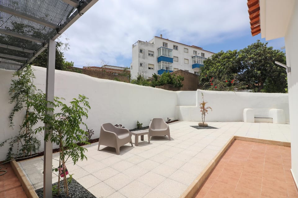 Little Break guest house  Hotel in Lagos