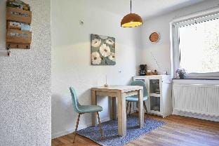 Work from Home 2BR, FREE parking,Netflix,Near BASF Hotel in Frankenthal