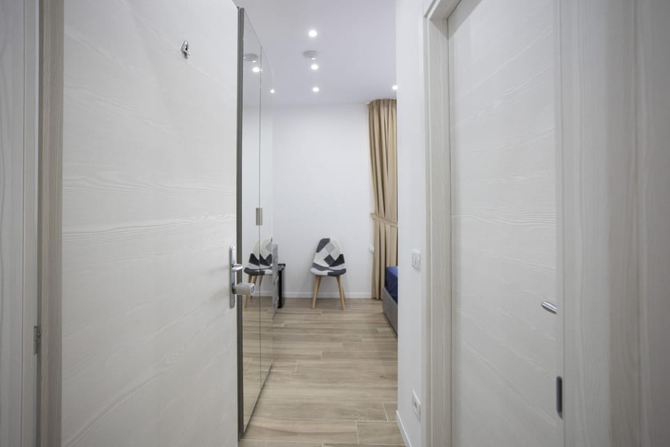 B&B Giuly Suites & Rooms Apartment hotel in Naples