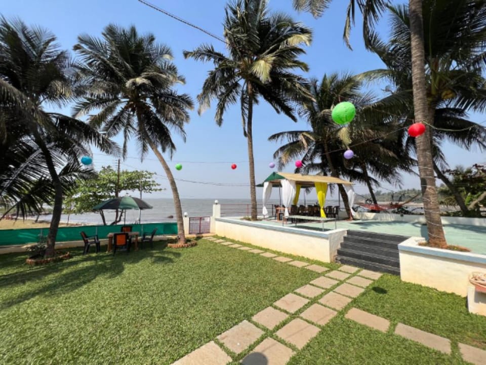 iIRA Stays - Ocean Bliss Hotel in India