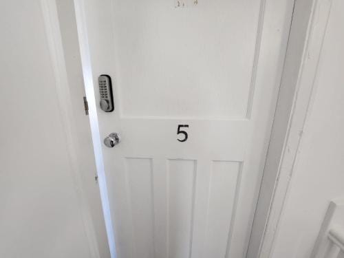 Solihull Shared House Hotel in Solihull