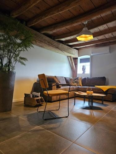 Bed en Box 3610 Hotel in North Brabant (province)
