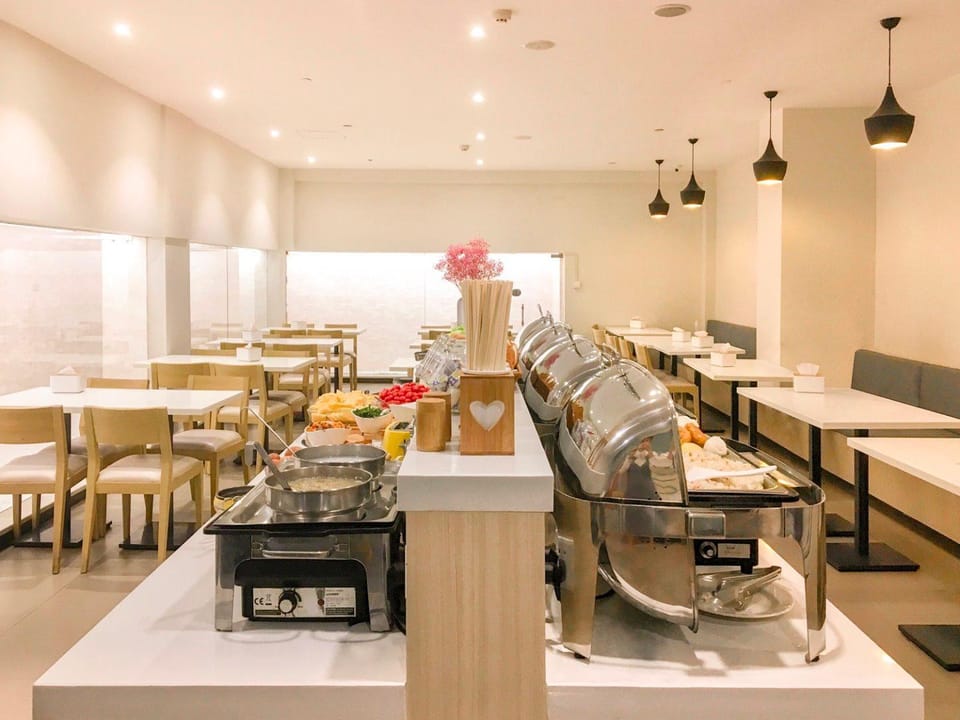 Hanting Hotel Hangzhou West Lake Wulin Square Hotel in Hangzhou