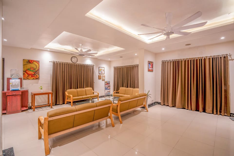 Hotel KBS Grand Hotel in Maharashtra