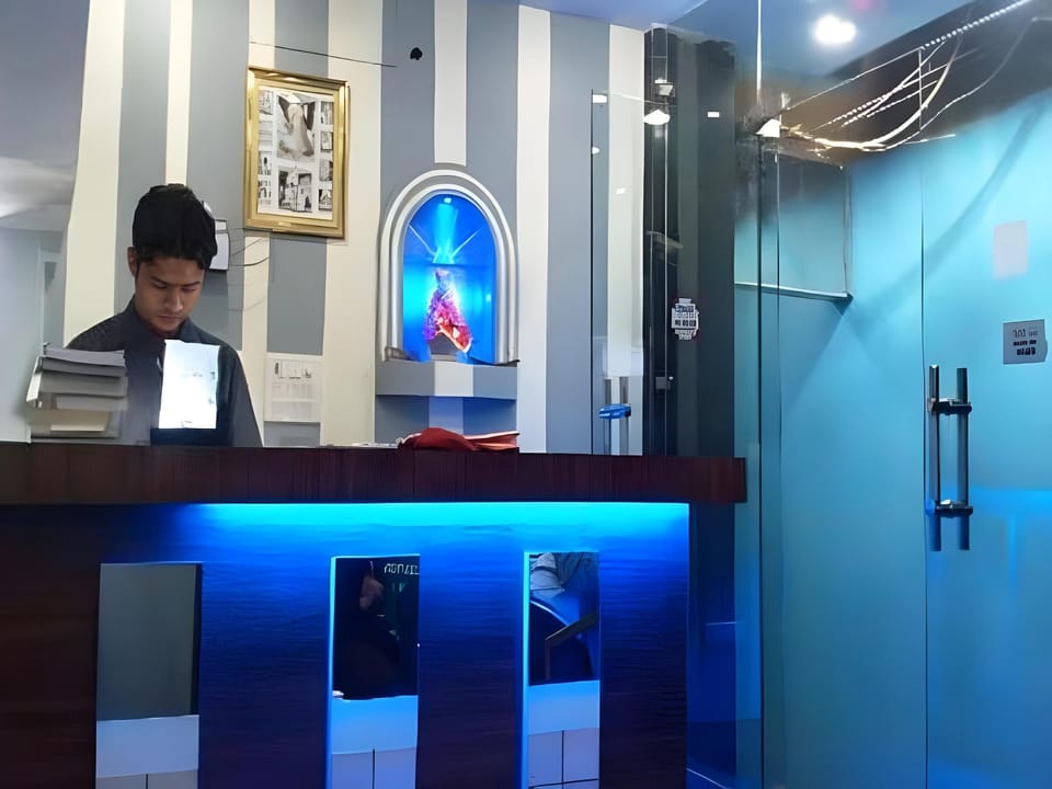 Hotel S B Inn Inn in New Delhi