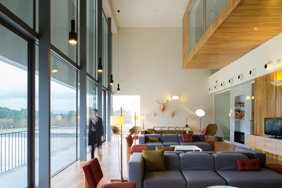 Shared lounge/TV area