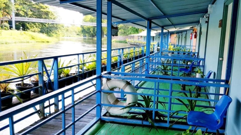 Suanphet Riverview Resort Resort in Thailand