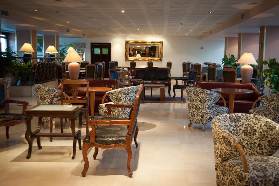 Bar/lounge