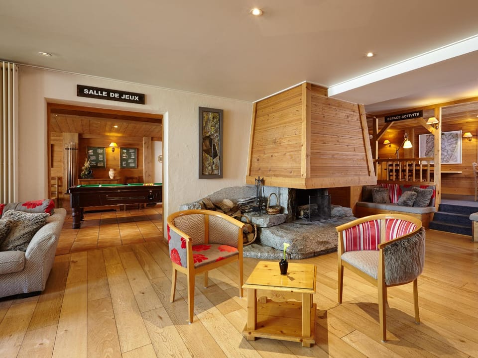 Bar/lounge
