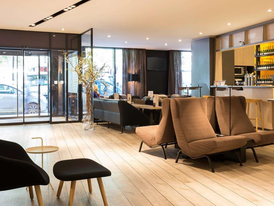 Bar/lounge