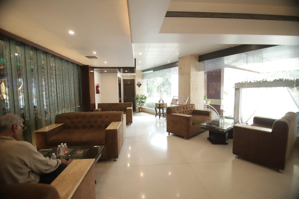 Hotel Ravisha Continental Hotel in Uttar Pradesh