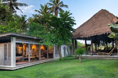 Boutique Villas Complex Sensation Tabanan Hotel in Kerambitan