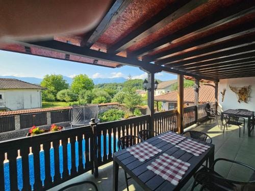Къща за гости Бащин дом Hotel in Gabrovo, Bulgaria