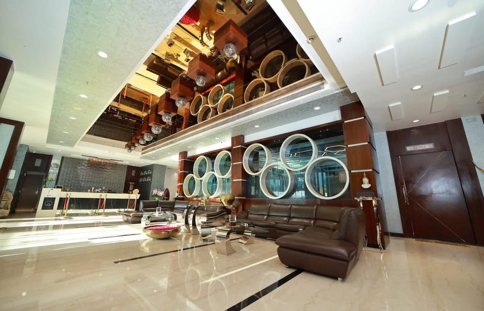 Hotel Sandy's Tower Hotel in Bhubaneswar