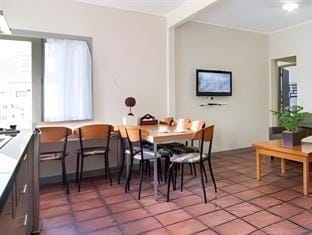 Kiwi Airport Backpackers Hostel in Auckland