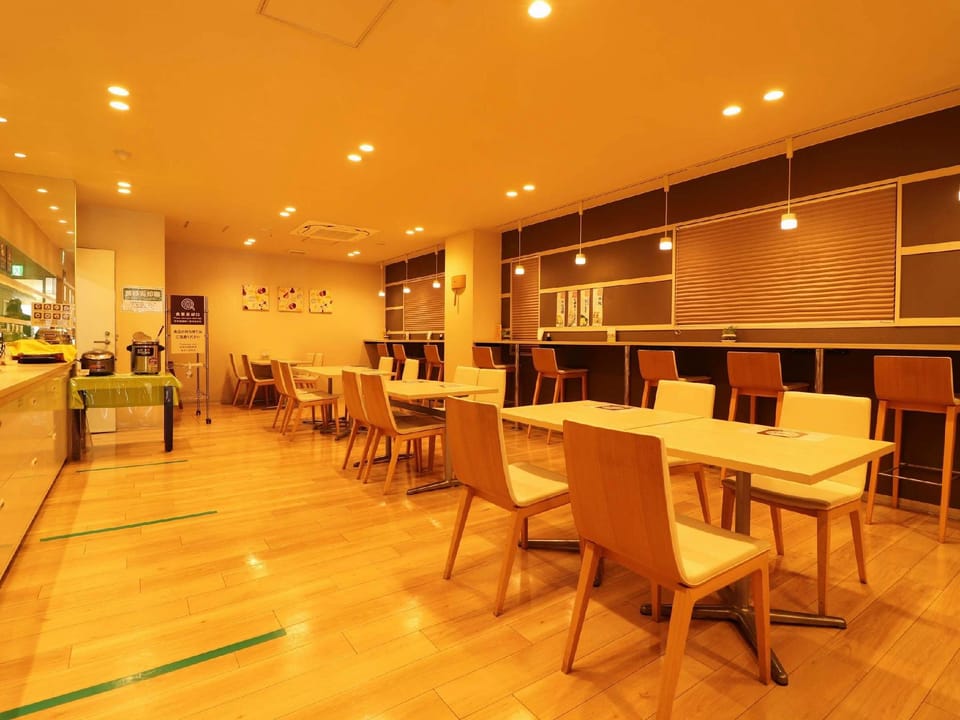 Hotel Green With Hotel in Sendai