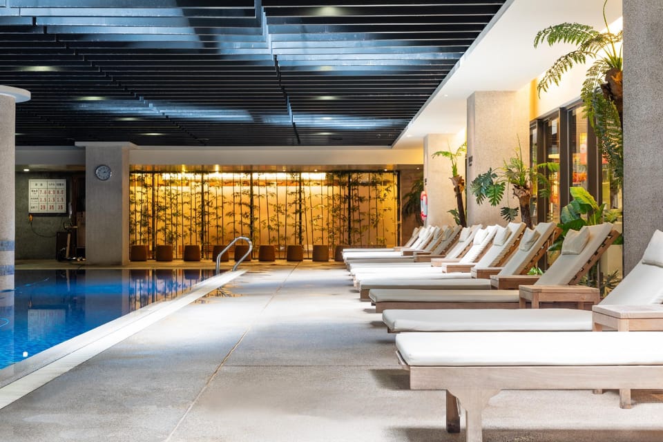 Swimming pool