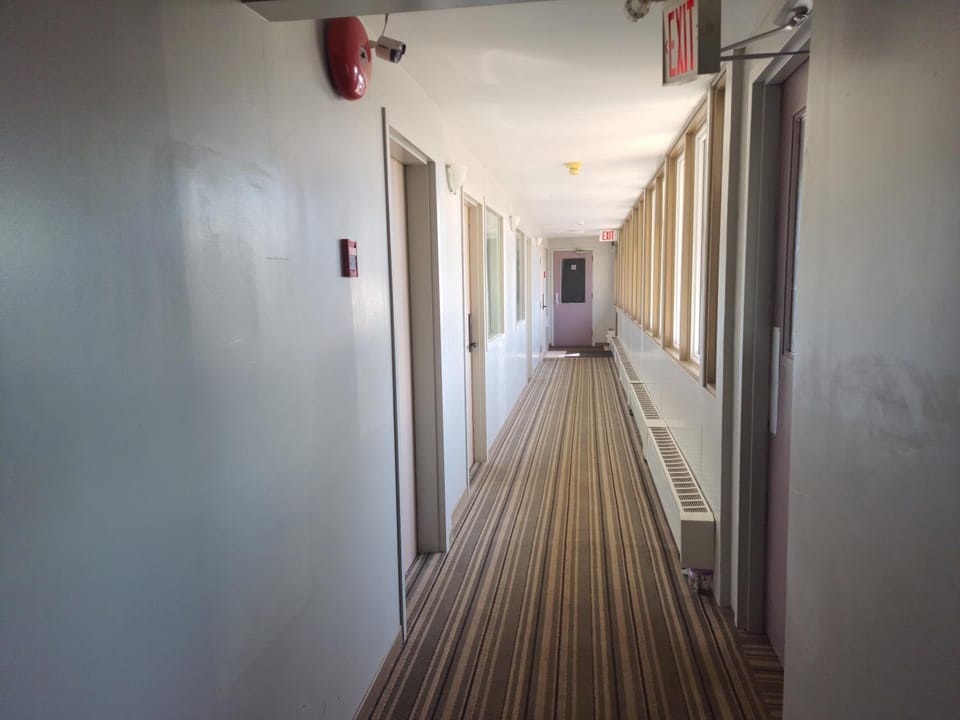 Canadiana Motel Hotel in Sudbury