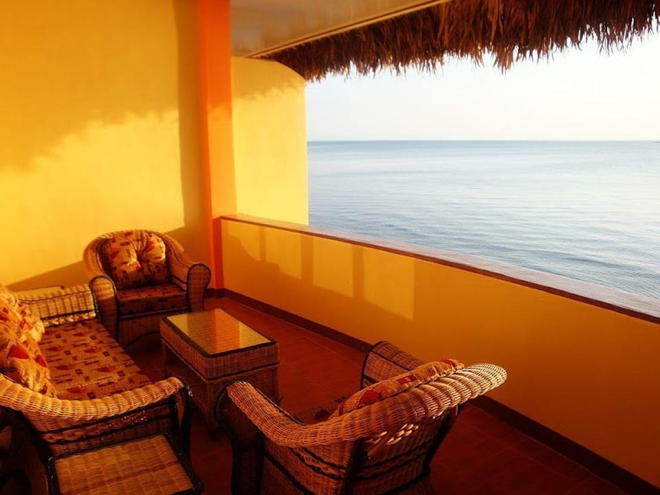 Vitton Beach Resort Resort in Bicol