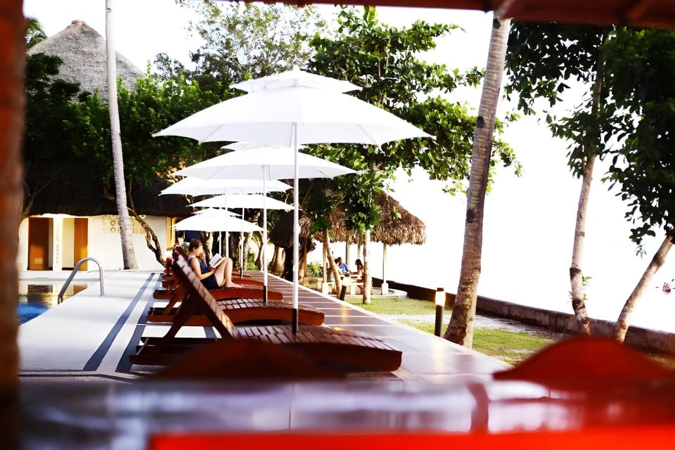 Vitton Beach Resort Resort in Bicol