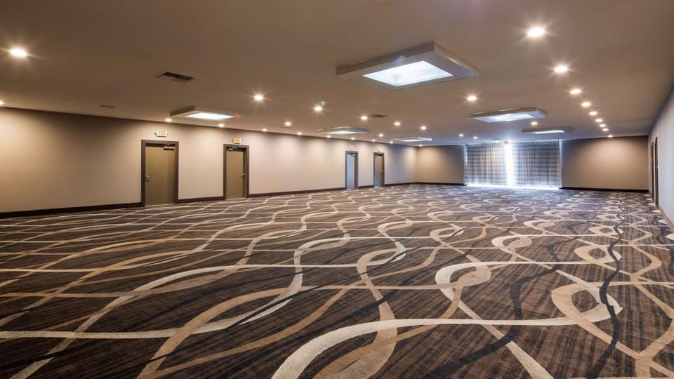 SureStay Plus by Best Western Point Richmond Hotel in Point Richmond