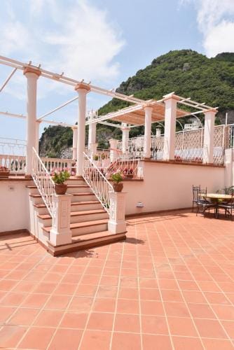 Villa Sunshine Positano Room Hotel in Positano