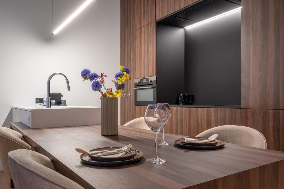 ONE TWO FOUR - Hotel & Spa Hotel in Ghent