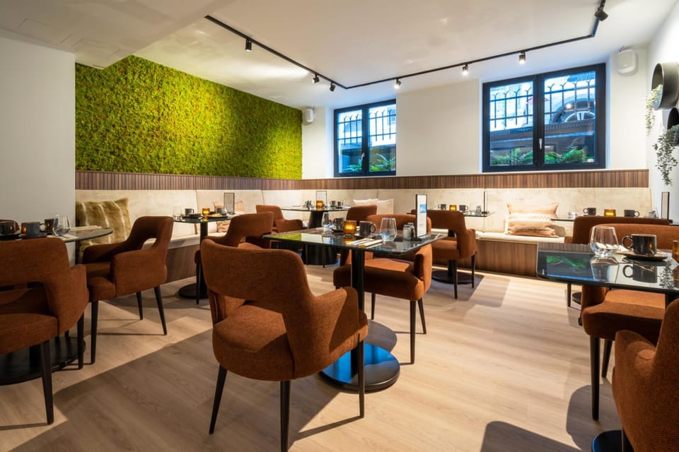 ONE TWO FOUR - Hotel & Spa Hotel in Ghent