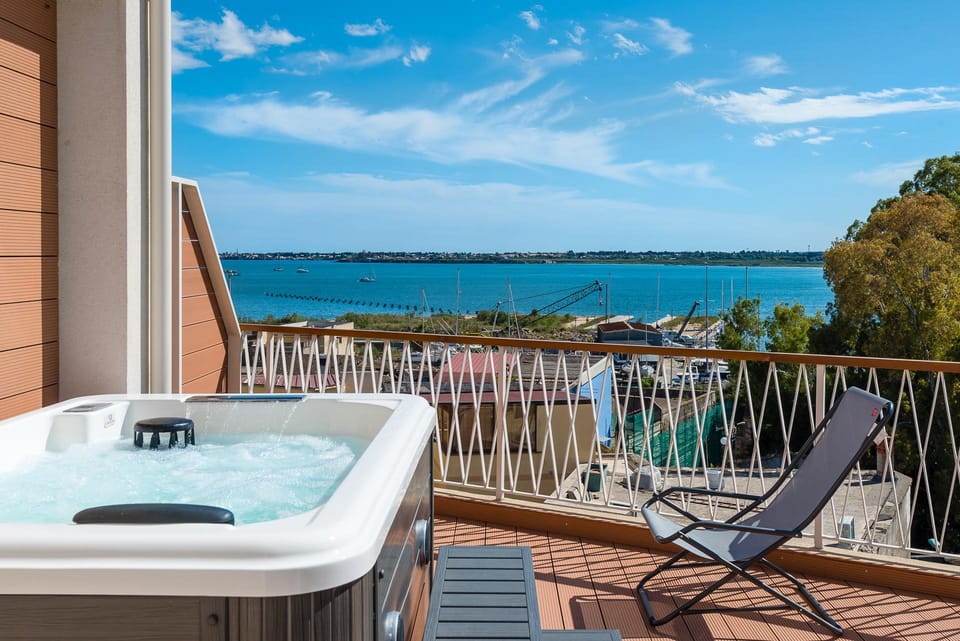Archinuè Suite & Apartments Apartment hotel in Syracuse