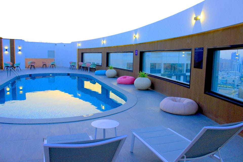 Pyramisa Hotel Apartments Dubai Hotel in Dubai